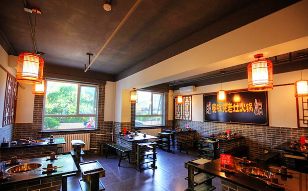 寬板凳老灶火鍋加盟費用是多少（圖）_2