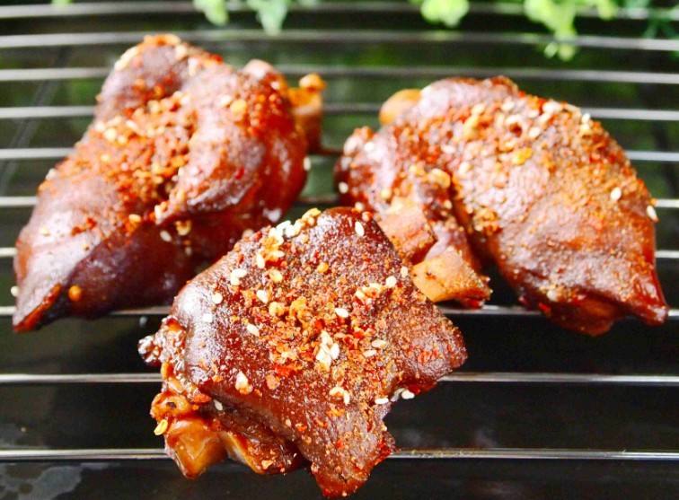 烤豬蹄怎么做好吃？廚圣坊手把手教學(xué)學(xué)會為止（圖）_1