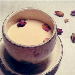 開家特色奶茶飲品店怎么盈利（圖）_1