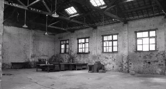 30年前他就是高富帥，但他認為自己只是個木匠（圖）_2