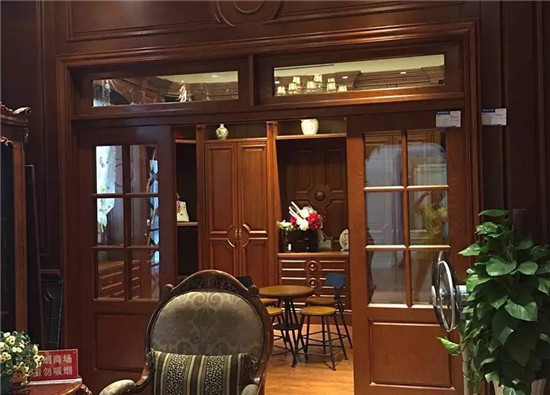 30年前他就是高富帥，但他認為自己只是個木匠（圖）_7