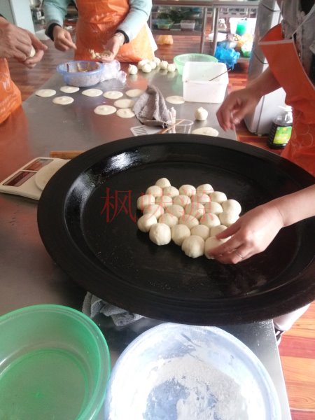 哪里有学习做生煎包技术的 美味生煎包培训（图）_1