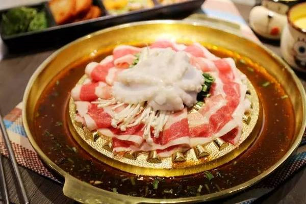 好一个韩式章鱼水煎肉国民美食（图）_1
