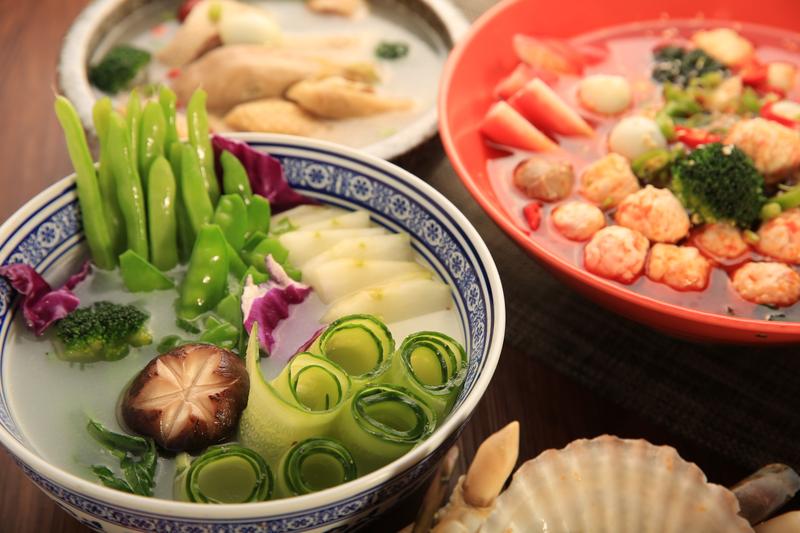 云南過橋米線加盟開店只做食菋故事（圖）_1