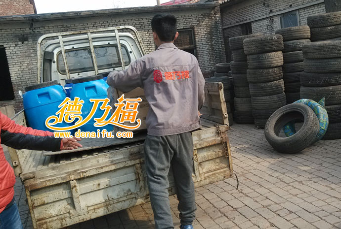 德乃福公司為湖北利川加盟商發(fā)貨，專業(yè)輪轂修復(fù)翻新技術(shù)_1