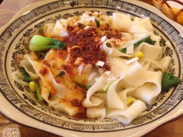 廣州哪里有正宗油潑面技術(shù)培訓(xùn)，怎么做（圖）_1