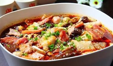 蘇州哪里有教做冒菜技術(shù) 找冒菜項目學(xué)習(xí)即到蘇州楓味源餐飲培訓(xùn)_1