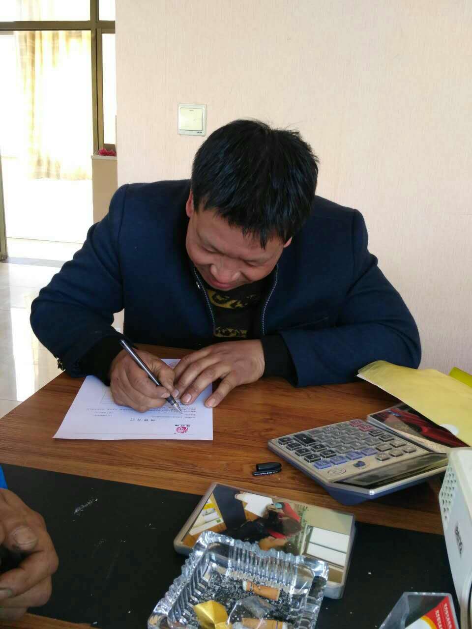 德乃福公司重慶，河北，河南，山東加盟商簽約合作_1