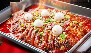 巫山烤魚(yú)加盟賺錢(qián)嗎？怎么加盟巫山烤魚(yú)學(xué)習(xí)技術(shù)可以嗎_1