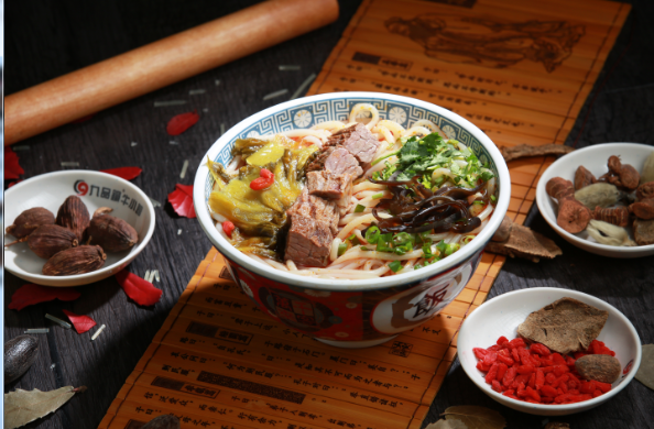 北京牛肉面店加盟費(fèi)用，九品鍋牛小館讓你安心創(chuàng)業(yè)_1