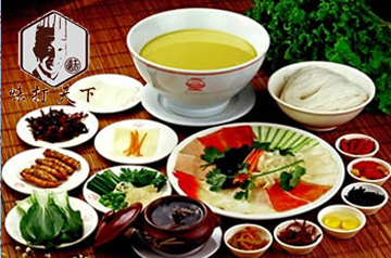 長沙哪里可以學(xué)過橋米線技術(shù)（圖）_2