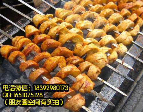 街邊小吃技術(shù)去哪學(xué)？烤面筋熱門麻辣燙培訓(xùn)學(xué)習(xí)_1