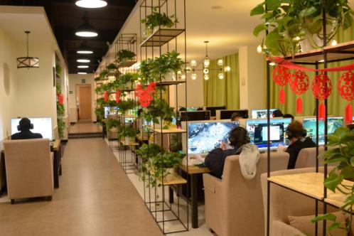 上海最大的網(wǎng)咖（圖）_3