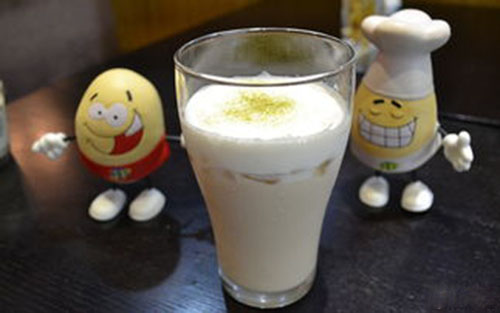 奶茶加盟店改變了她的生活_1