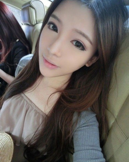 相逢而望，何故情深,歐菲兒美瞳讓你綻放（圖）_3