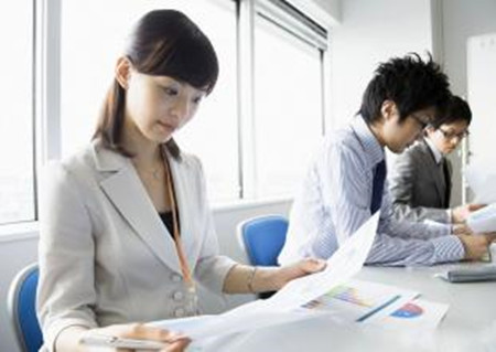 頸椎病的6大發(fā)病因素和有效改善的方法_1