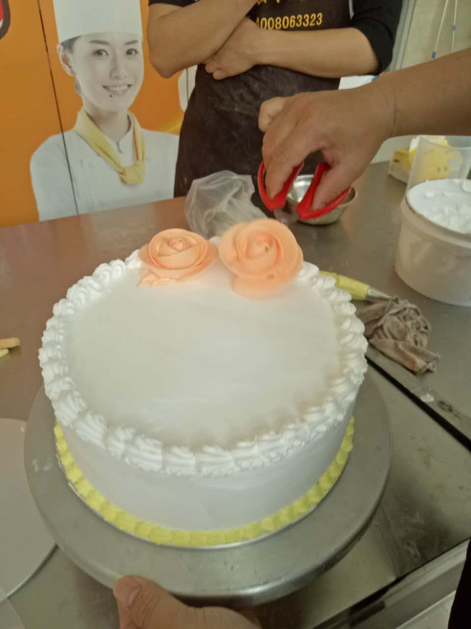 蛋糕烘焙中心 廣州哪里有烘焙培訓(xùn)班（圖）_1