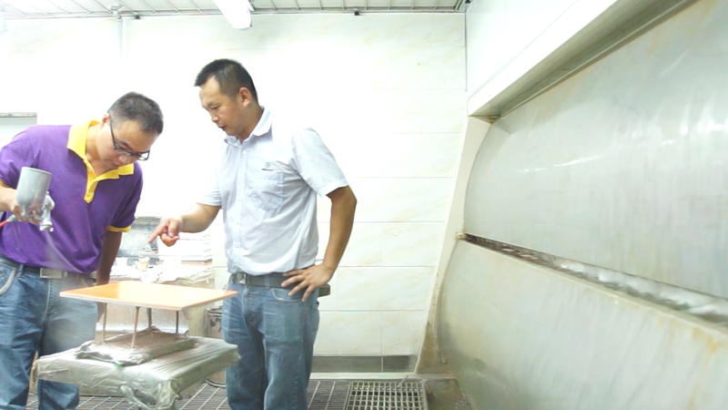 回南天如何防止家具漆漆膜發(fā)白？漆強化工亮光漆廠家為您解答（圖）_2