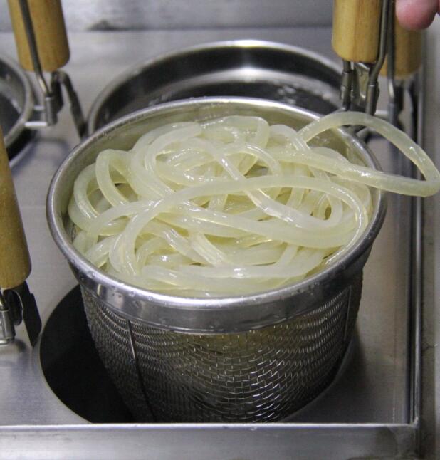 北京西單曉富酸辣粉加盟條件要求,曉富酸辣粉加盟費(fèi)用（圖）_1