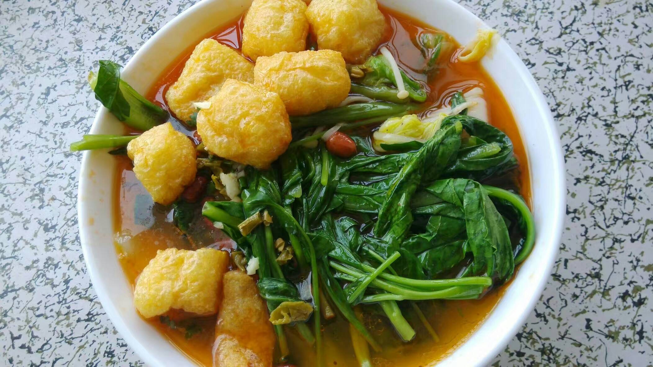 到什么地方能學(xué)麻辣燙 特色麻辣燙培訓(xùn)班（圖）_3