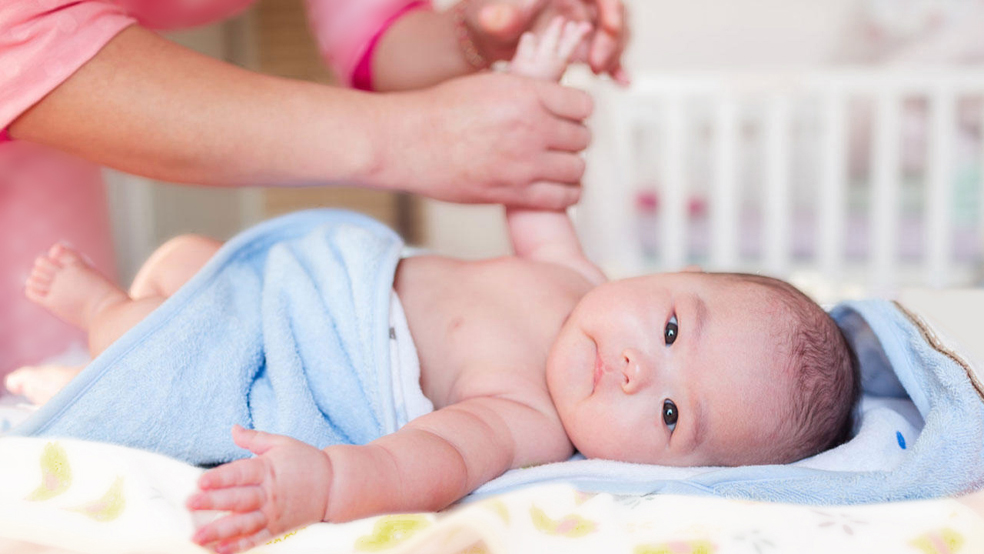 月嫂招商加盟_【西安月嫂】 白班月嫂、白班育兒嫂服務(wù)（圖）_1