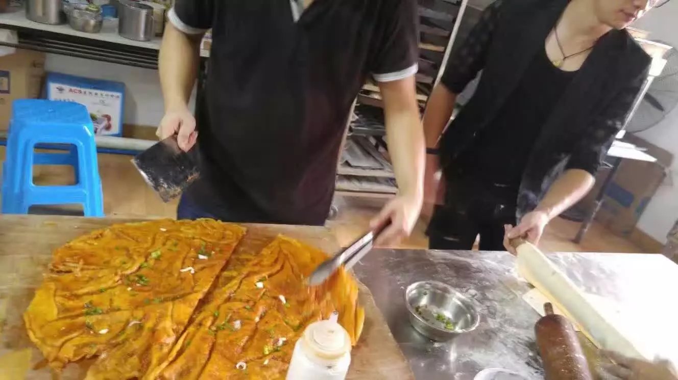 廣州哪里可以學到土家醬香餅（圖）_2