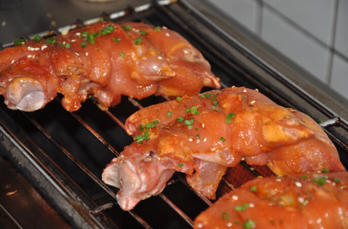 狀元烤蹄熟食店加盟總部熱線（圖）_2