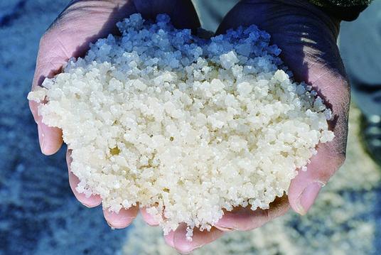 腰椎間盤突出癥引發(fā)坐骨神經(jīng)痛怎么辦？怎樣簡(jiǎn)單有效改善？_7