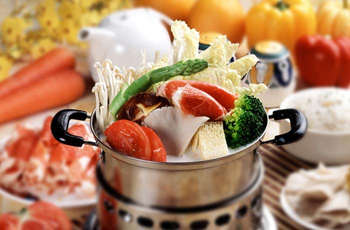 南京一元旋轉(zhuǎn)小火鍋加盟（圖）_3