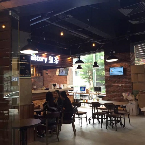 酒吧和清吧的區(qū)別?榮爵清吧給你做不一樣的感受（圖）_1