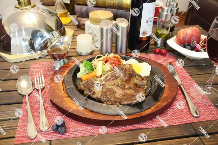 怎么開動(dòng)漫牛排店？_1