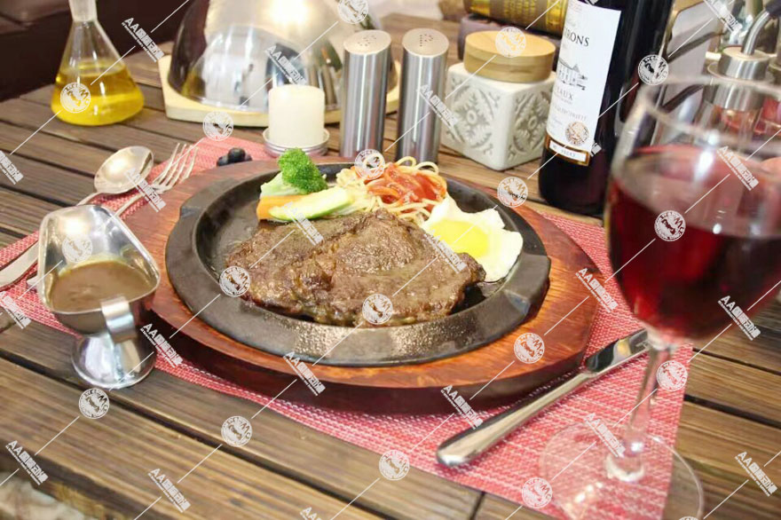 怎么開動(dòng)漫牛排店？_3