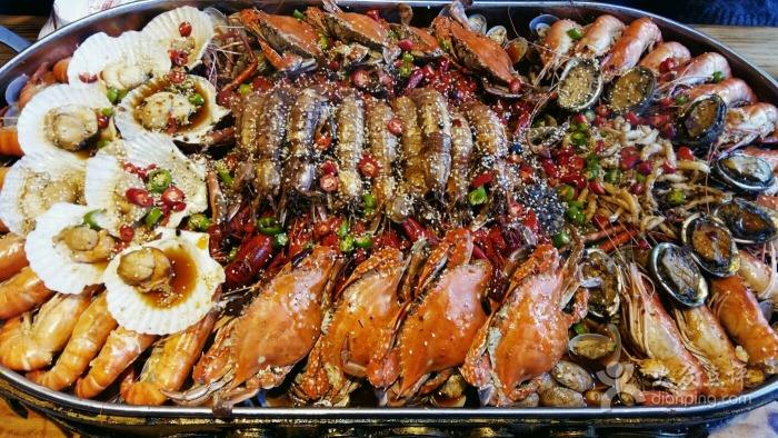 半畝方塘?xí)r尚餐吧加盟費(fèi)用（圖）_2