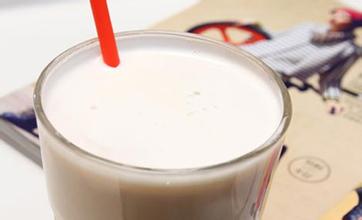 簡(jiǎn)易奶茶的制作方法_1