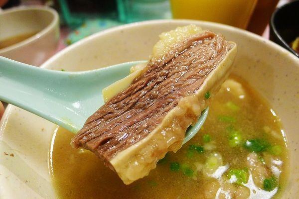 香港有哪些經(jīng)營數(shù)十年，又一直保持好的美食老店？_1