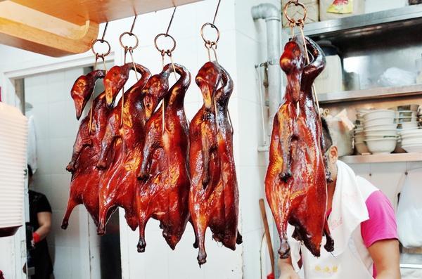 香港有哪些經(jīng)營數(shù)十年，又一直保持好的美食老店？_5