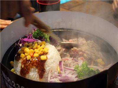 開一家鐵板廚房加盟店需要多少錢？_3