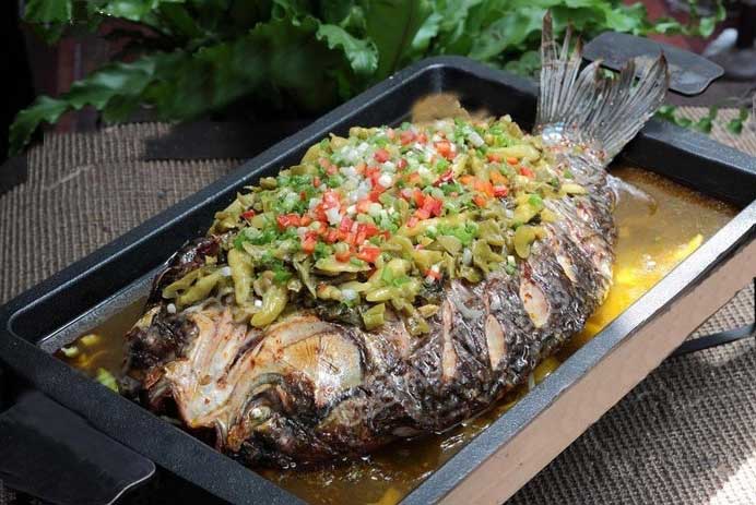 巫山烤魚技術(shù)哪里有學(xué)，學(xué)習(xí)巫山烤魚開店需要多少加盟費(fèi)_1