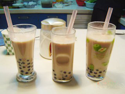 創(chuàng)業(yè)選擇奶茶店加盟 成功近在咫尺（圖）_1