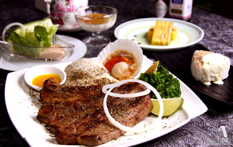 怎么開動漫餐飲店能賺錢呢？_3