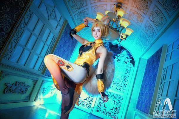 AA國際動漫：萌妹妲己COS，《王者榮耀》引爆全民COS時(shí)代_6