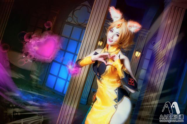 AA國際動漫：萌妹妲己COS，《王者榮耀》引爆全民COS時(shí)代_7