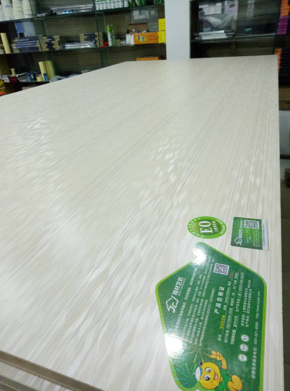 環(huán)保板材品牌怎么加盟？精材藝匠中國(guó)板材品牌代理_1