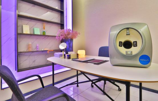 +V.Beauty光電美膚中心爆紅 背后折射的互聯(lián)網(wǎng)思維_2