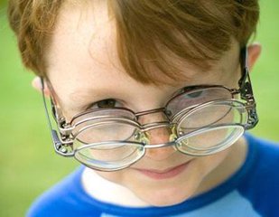 億視寧分享：超高度近視飲食注意事項(xiàng)（圖）_1