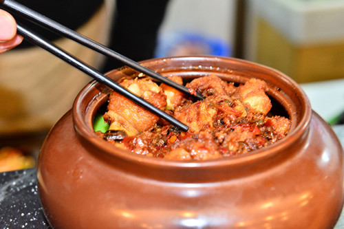 憨小二壇子燜肉_憨小二壇子燜肉加盟_壇子燜肉加盟(圖)_1