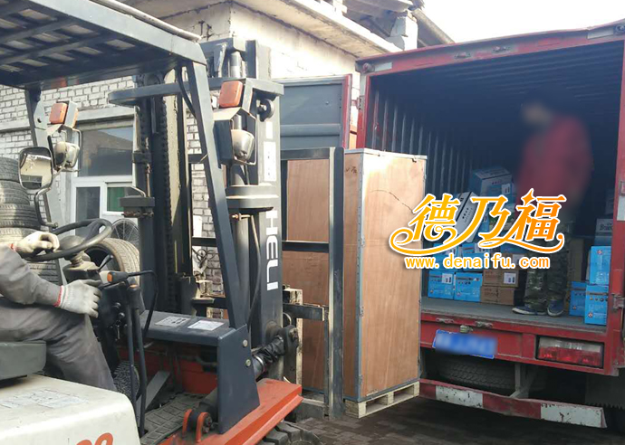 德乃福公司為唐山玉田發(fā)貨，專業(yè)輪轂修復(fù)翻新設(shè)備材料_3