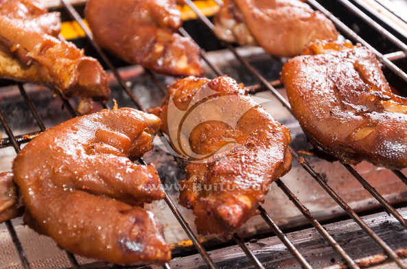 中山哪里可以學(xué)烤豬蹄技術(shù) (圖)_1