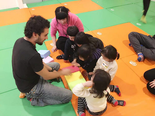 嘉興早教機(jī)構(gòu) 德美早教帶你避開(kāi)早教常見(jiàn)誤區(qū)（圖）_3