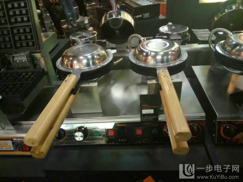 港式（正宗滋蛋仔機(jī)器多少錢一臺(tái)）包含技術(shù)嗎？（圖）_5